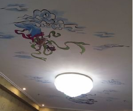 卢氏如何快速绘制天花板上的手绘墙？